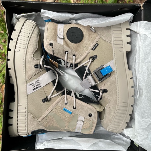 🆕 PalladiumMens Boots Size 14
Dune color . Size 14 - Picture 2 of 9